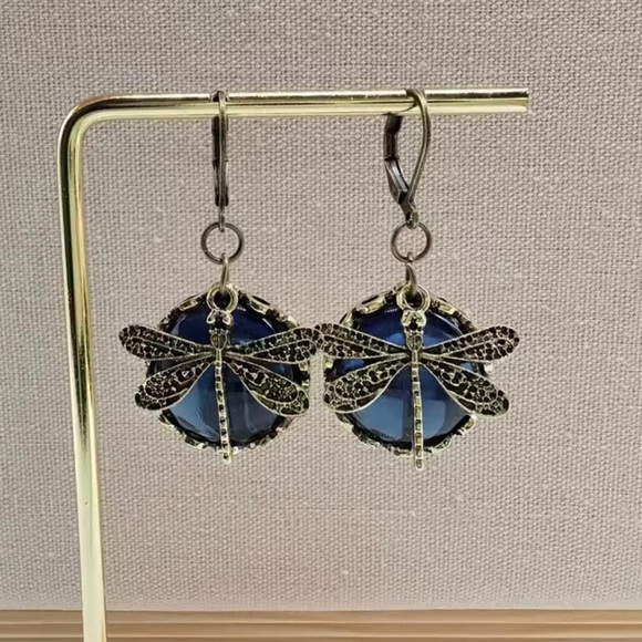 Dragonfly earrings - Picture 2 of 3